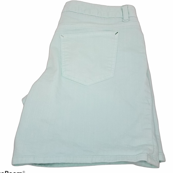 Tommy Hilfiger Women's Size 8 Denim Shorts Mint Green - Picture 3 of 11